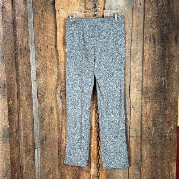 Vuori Gray Women’s Track Pants - Picture 5 of 11